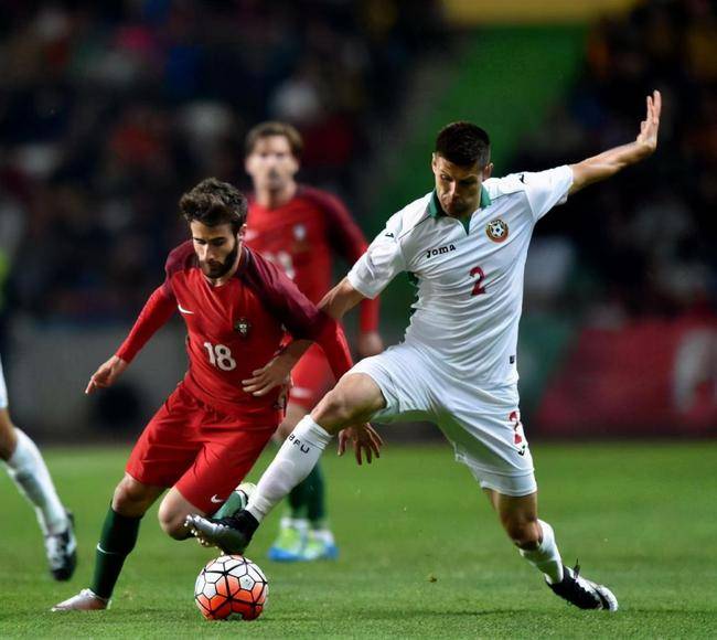 欧洲足球盛宴再度启幕,强队对决令人期待的简单介绍 欧洲足球盛宴再度启幕,强队对决令人期待的简单介绍