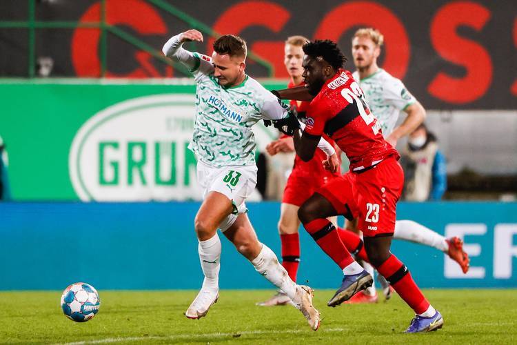 科隆球队取得胜利，重返保级圈