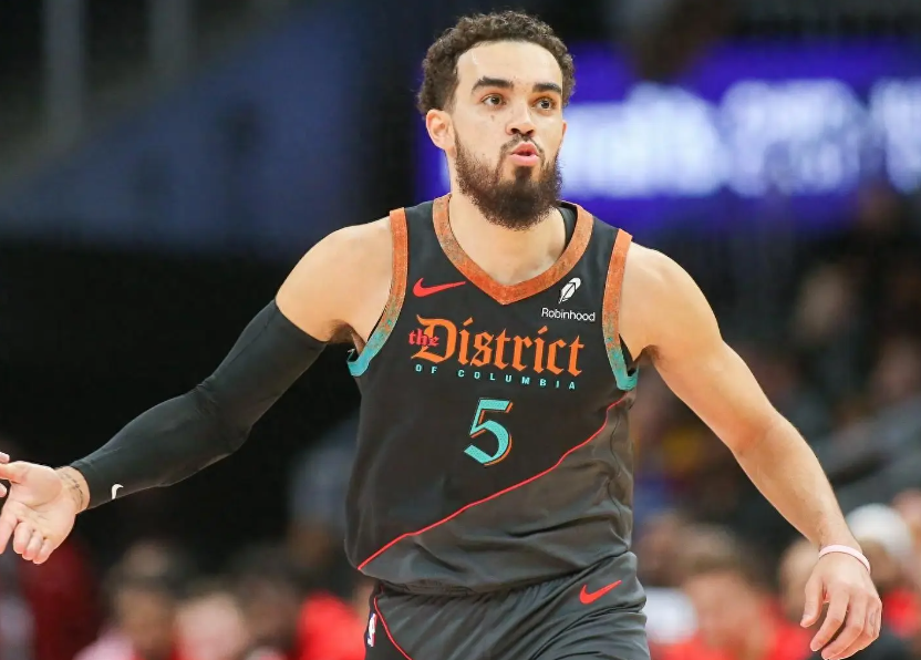 太阳队年轻球星成长迅速，成为球队重要战力的简单介绍