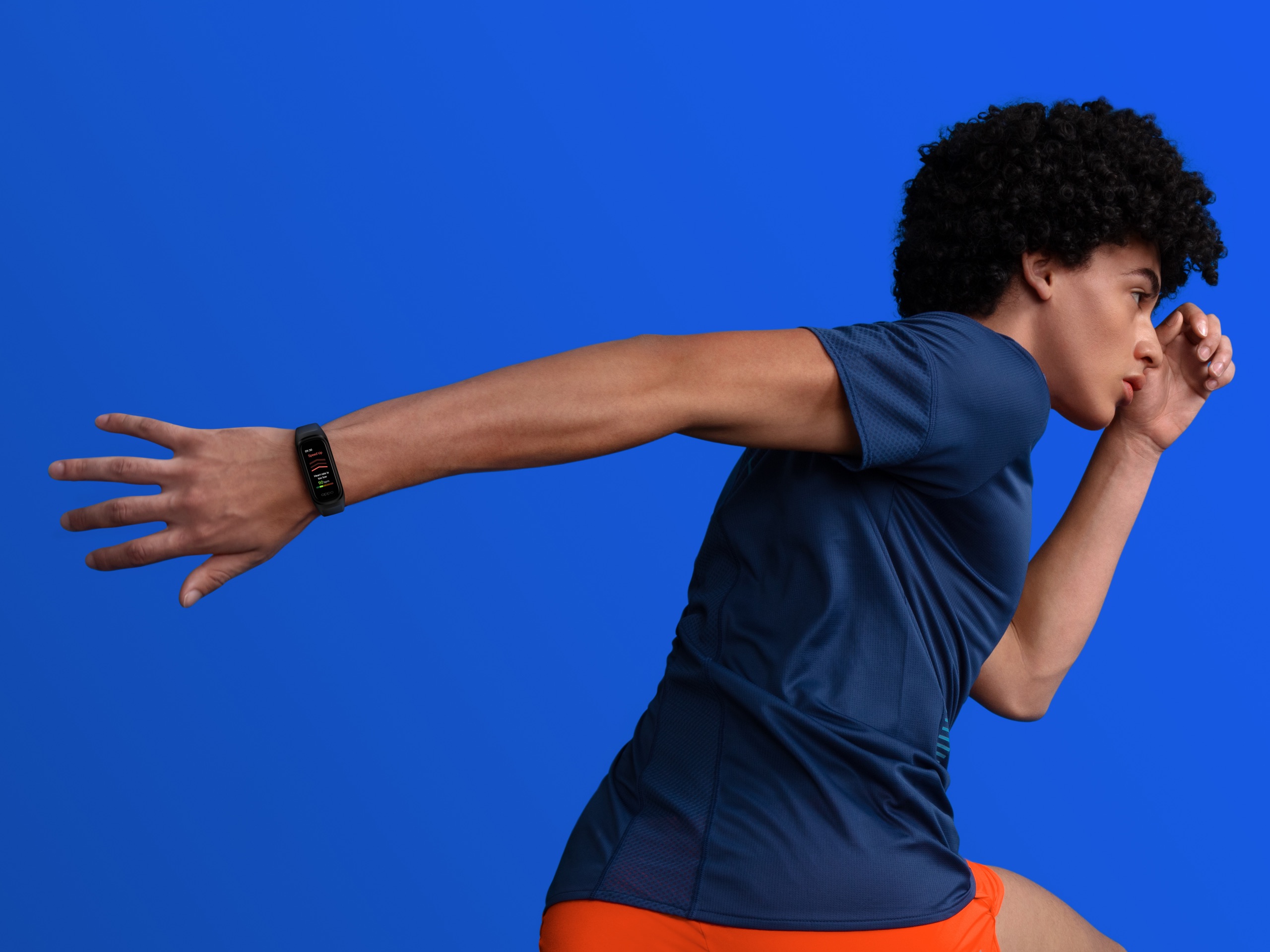 كريسبولي加米韦酷爱篮球，力压对手摘得王牌