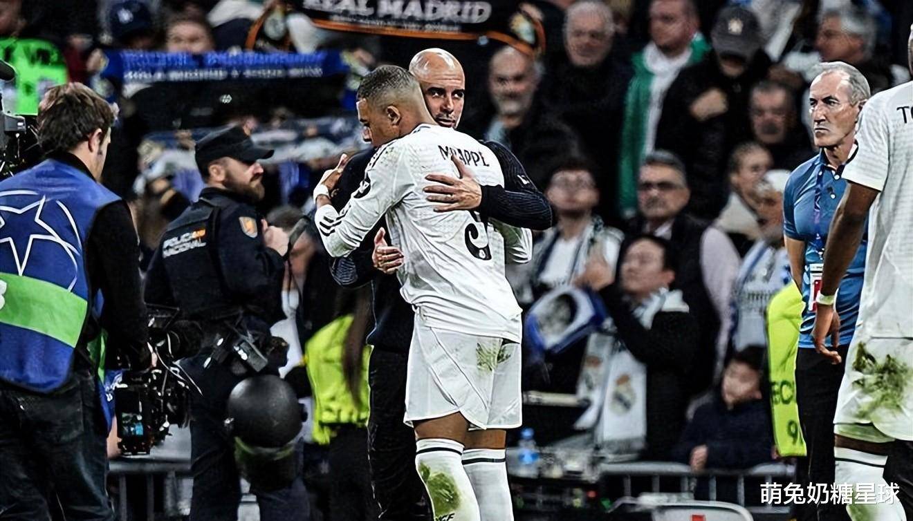 关于曼联在伯纳乌球场击败皇马，领先欧冠小组赛的信息