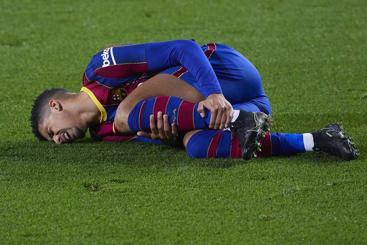 巴萨遭遇连败，主帅面临压力的简单介绍