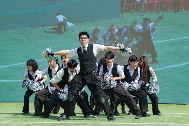 运动激情迸发，球队一鼓作气取胜的简单介绍