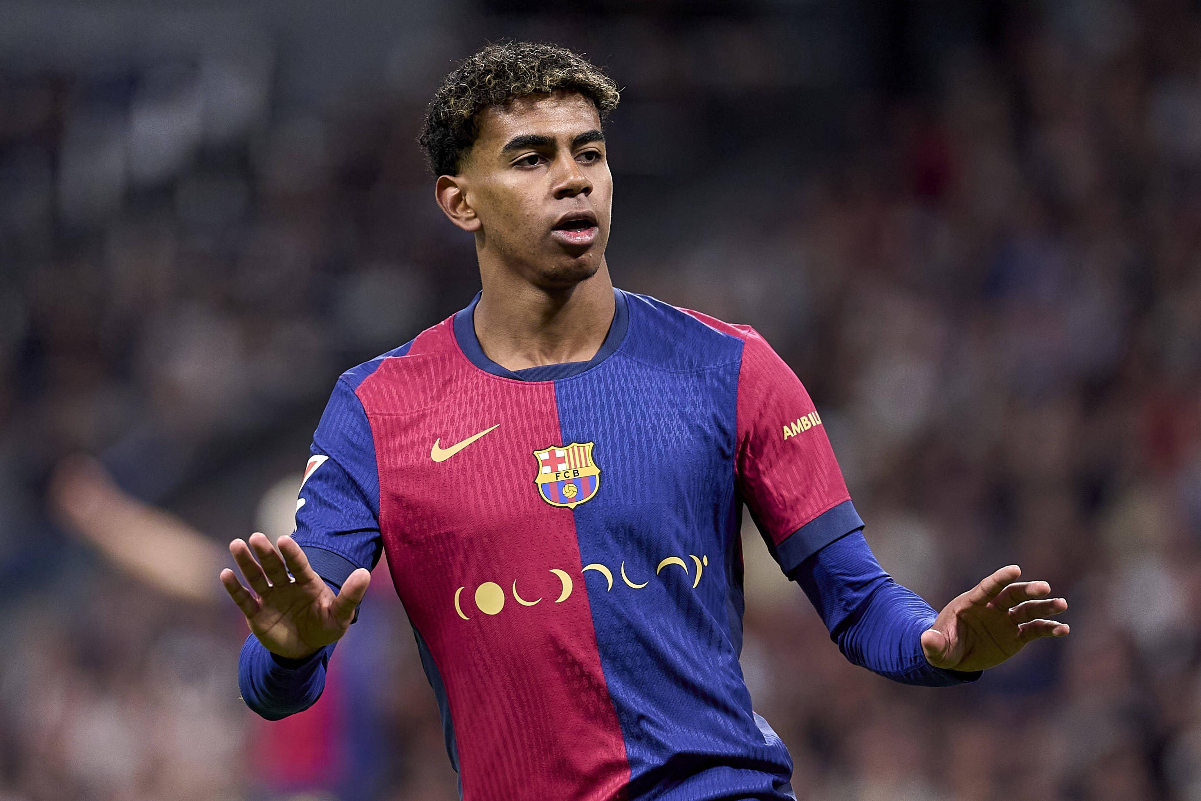 包含巴塞罗那客场大败，欧冠出线前景黯淡的词条