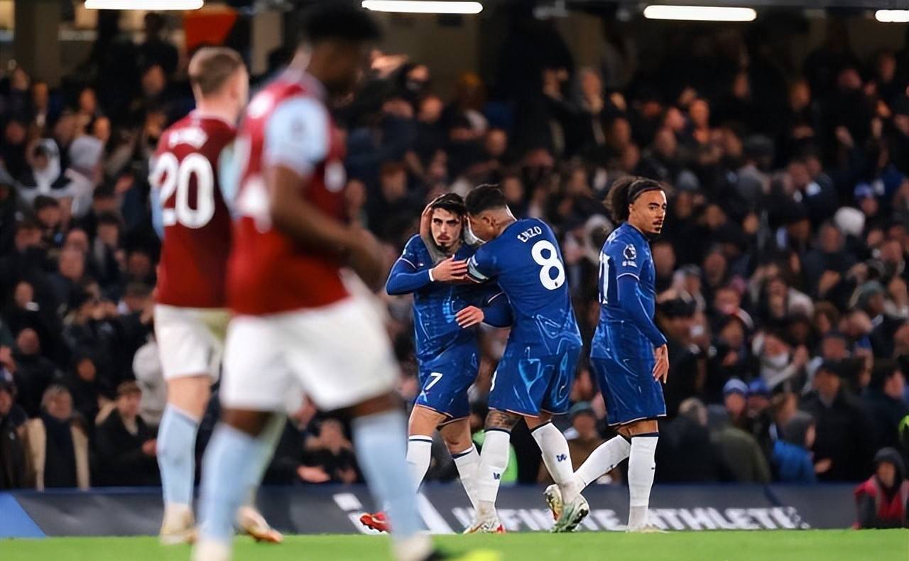 默滕斯关键扑点逆转，切尔西击败马德里晋级！