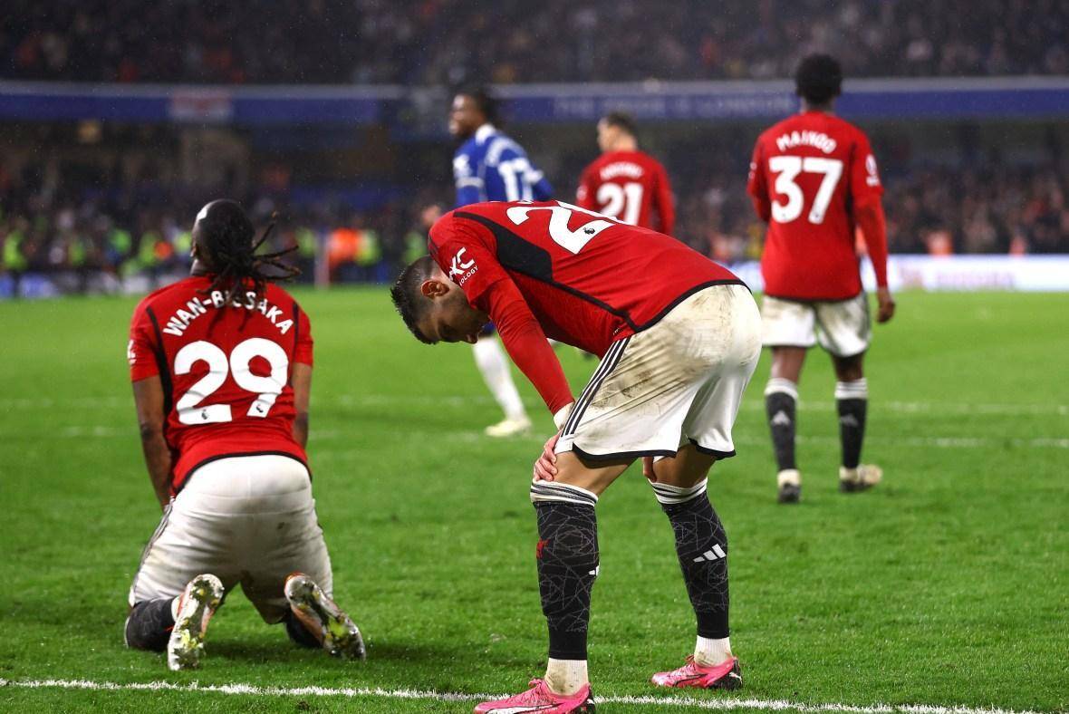 默滕斯关键扑点逆转，切尔西击败马德里晋级！