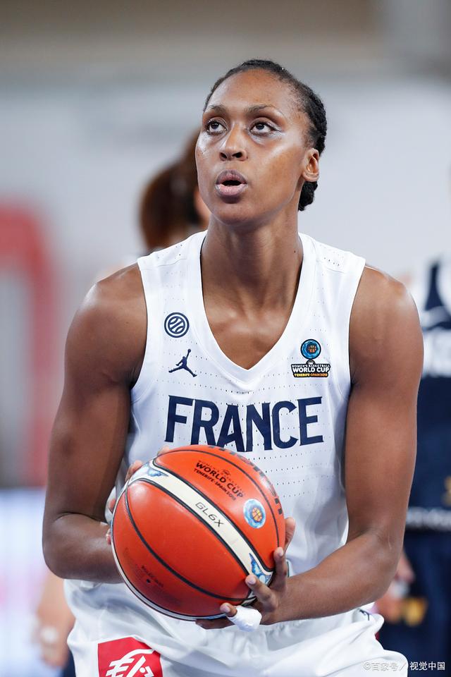 传奇守门员宣布退役：格里芬告别职业足球的简单介绍