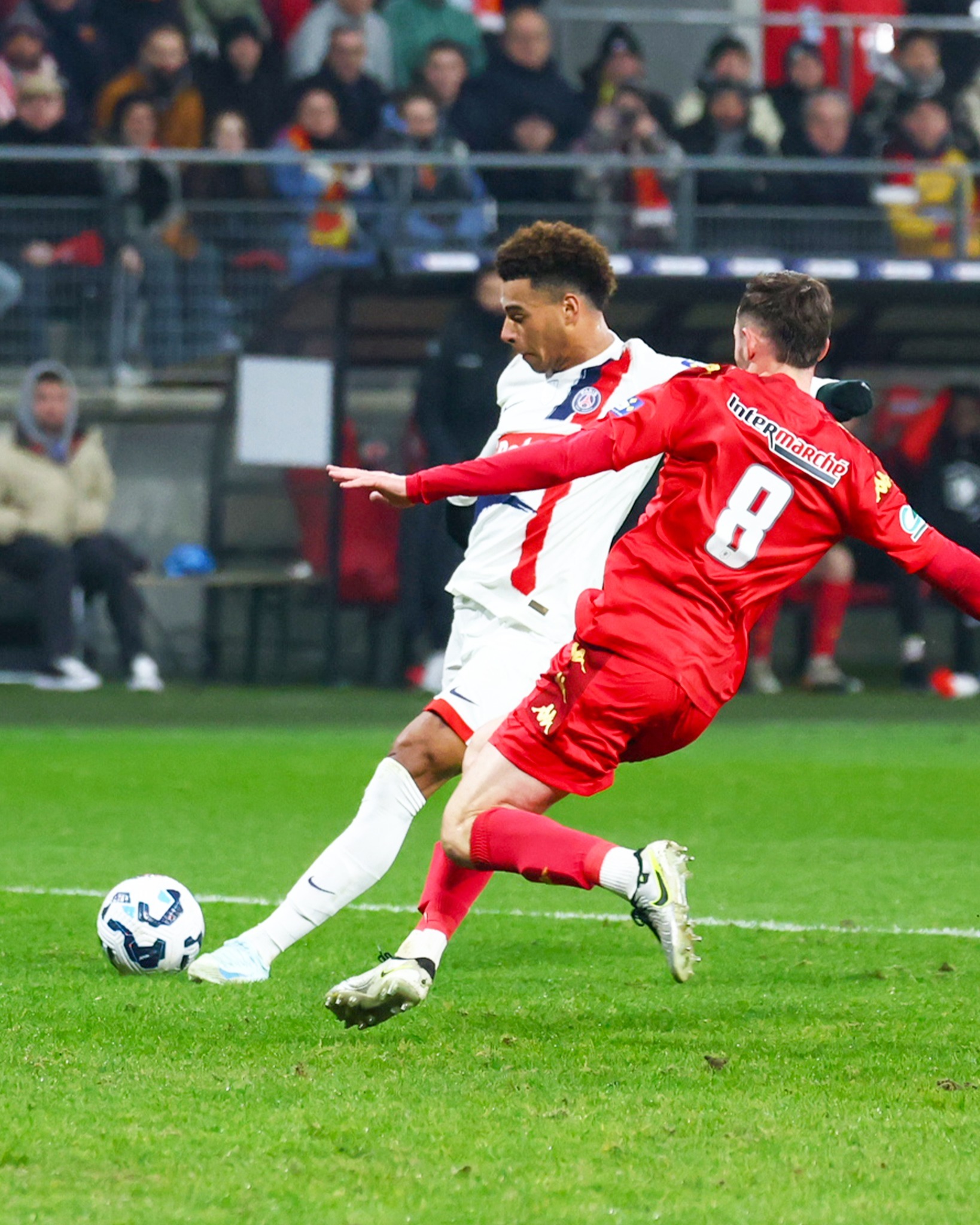 投篮比赛中，法国队稳赢对手晋级