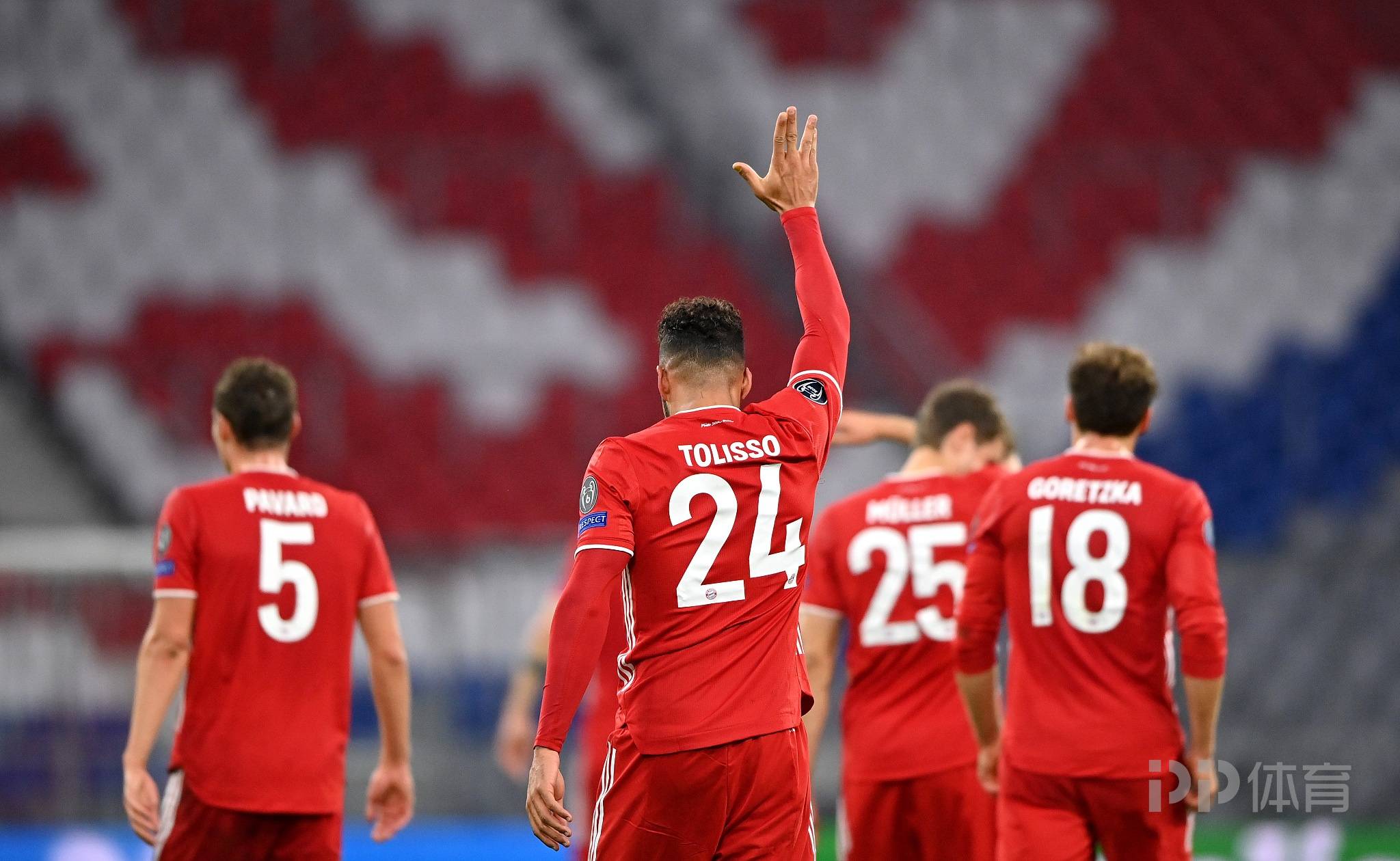 拜仁慕尼黑前场球员犀利进攻，轻松取胜的简单介绍