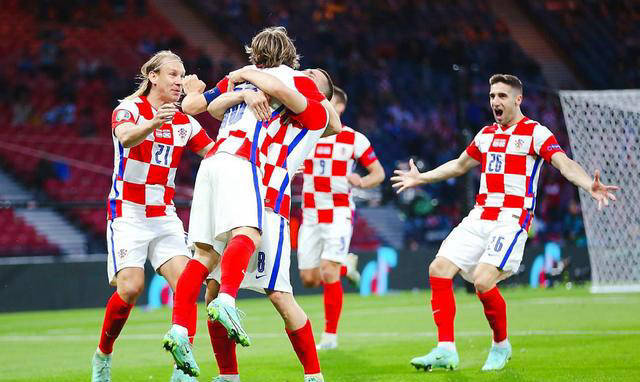 欧洲杯资格赛：球队备战战术反复磋商，心态笃定的简单介绍