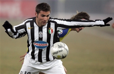 关于切沃主场惨败比萨利亚，保级前景雪上加霜的信息