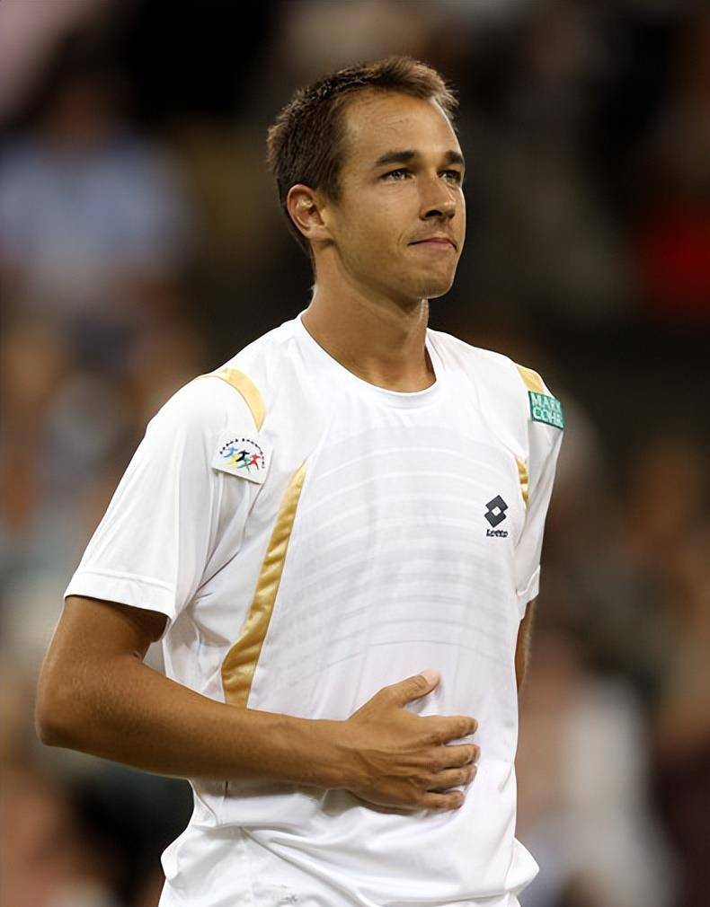 雷加利斯实力碾压对手，取得大胜