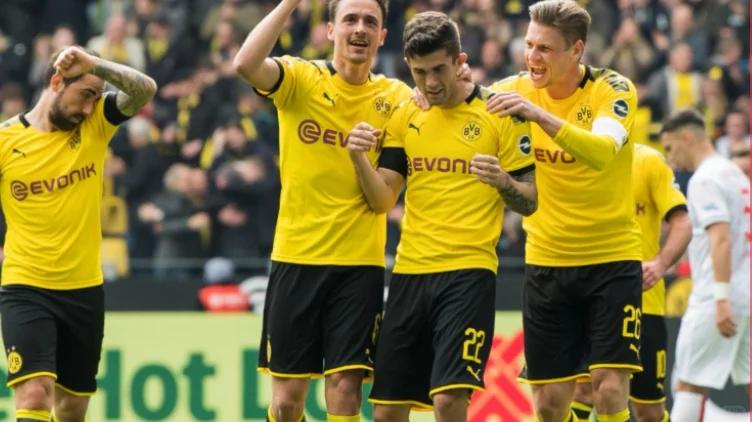 多特蒙德高歌猛进，德甲劲旅碾压对手晋级