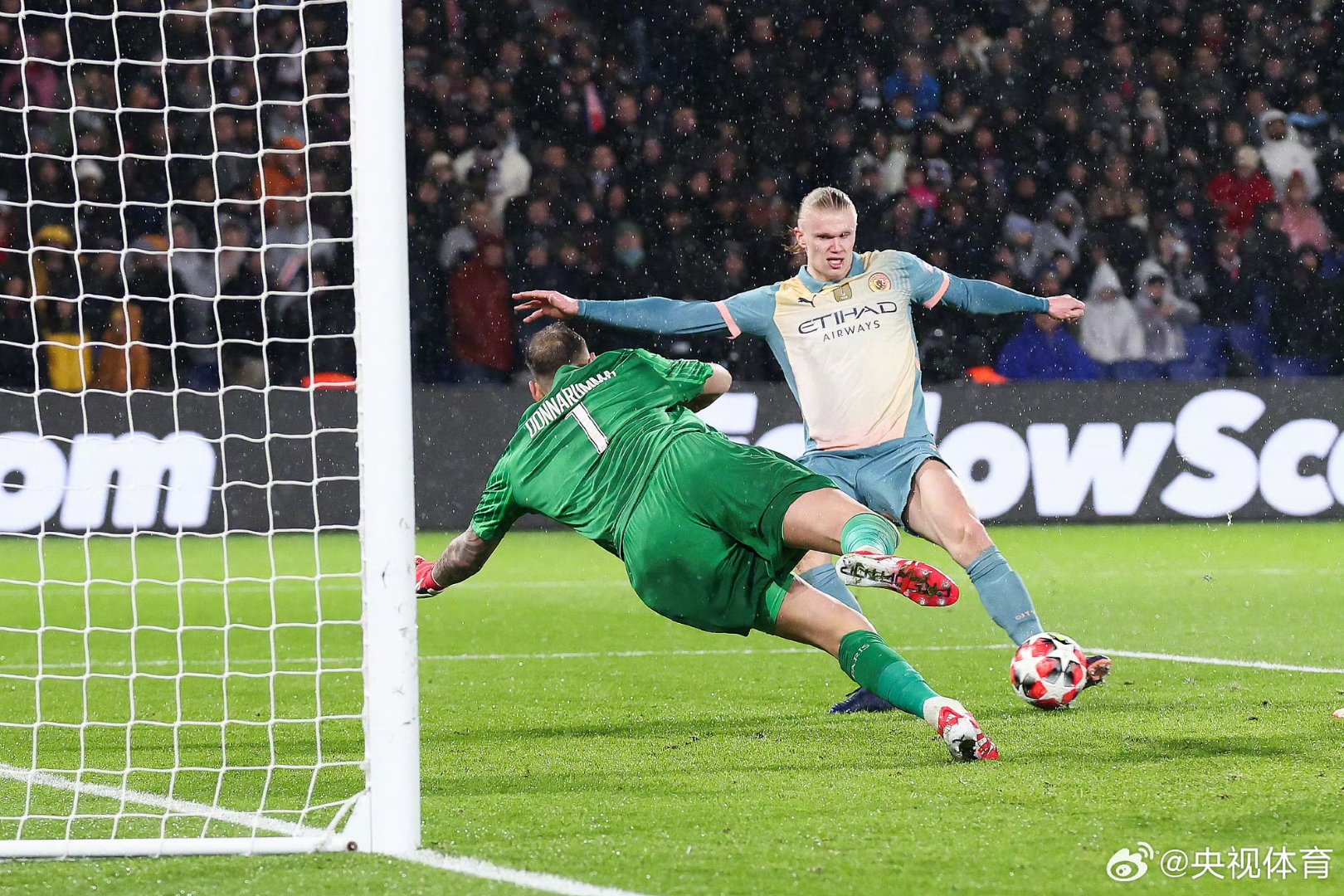 曼城遭瓦伦西亚绝杀，遗憾止步半决赛