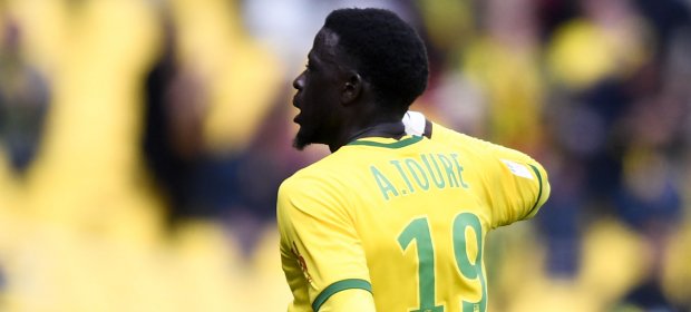 包含南特不敌安格斯，遭遇联赛连败的词条