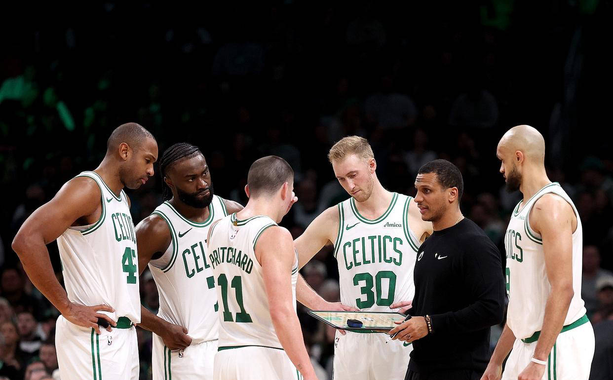 开拓者全队发挥出色逆转击败凯尔特人的简单介绍