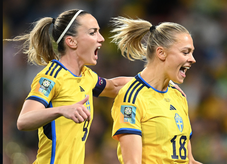 瑞典女足球员在场上展现出顶尖水准 瑞典女足球员在场上展现出顶尖水准