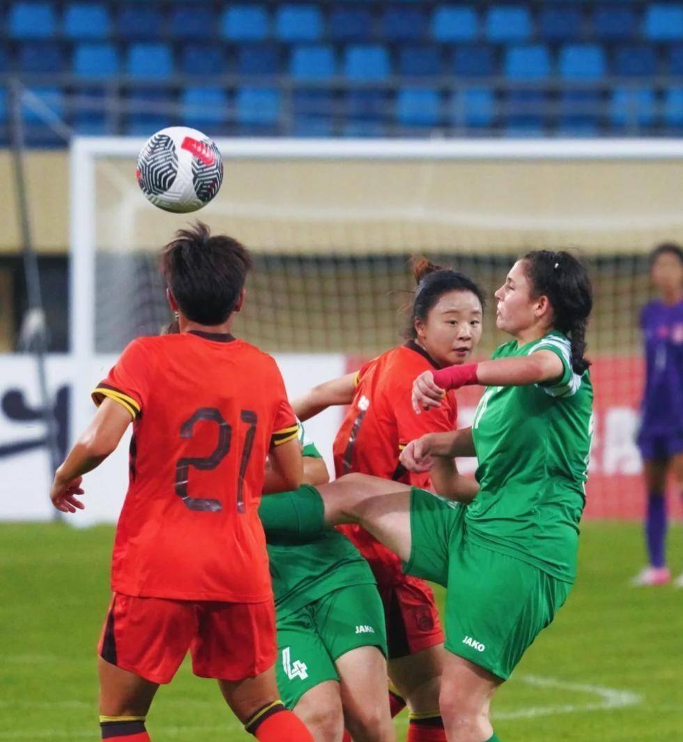 中国女足大胜对手，赢得比赛