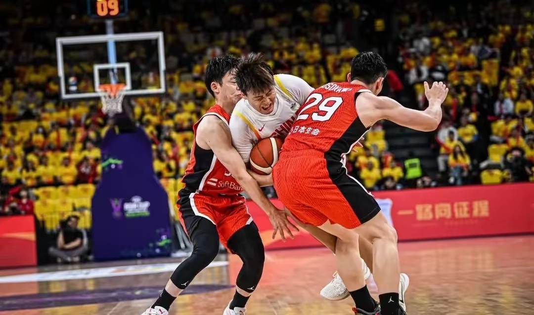 比利时大胜土耳其，提振士气晋级在望