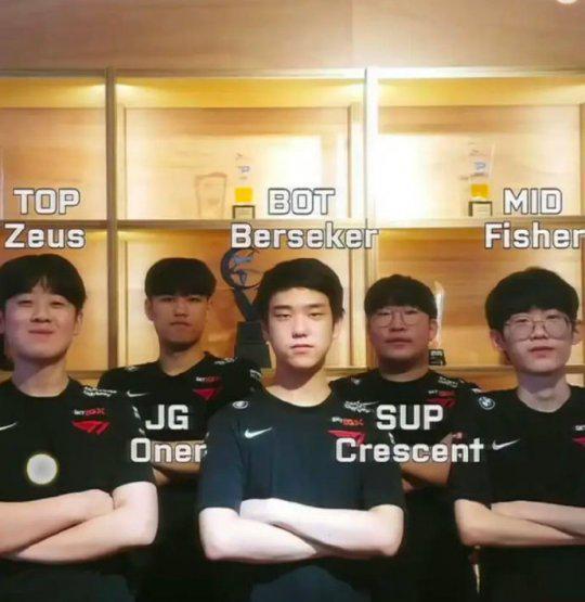 关于C9险胜EDG，Knight完成史诗逆转激烈交锋2025世界赛，点燃全场激情的信息