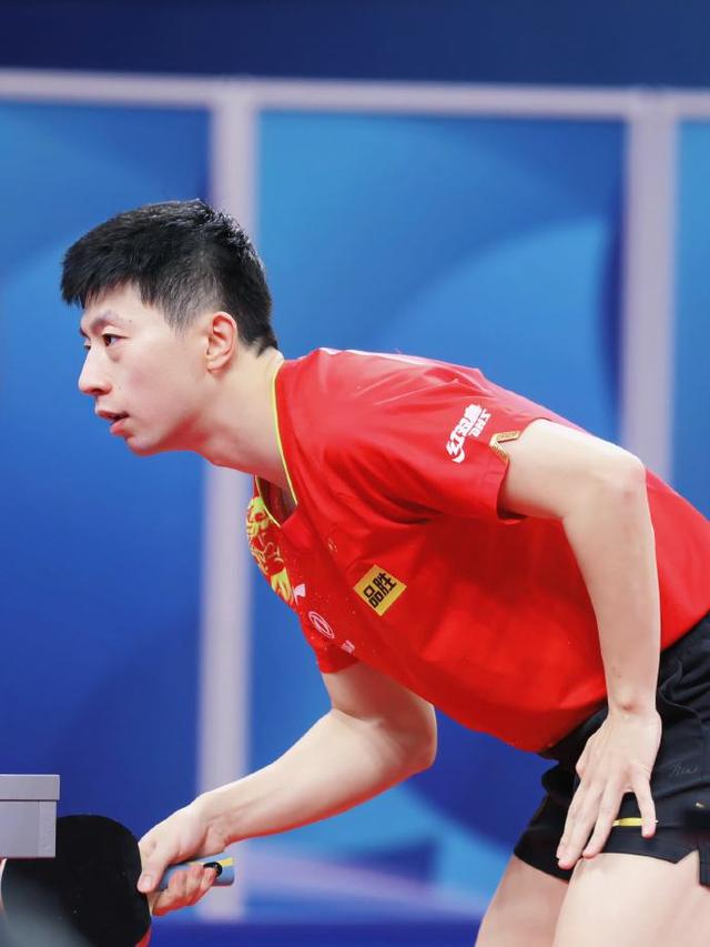 FNC血洗V5，Deft开启传奇时刻宿敌对决成都决赛之夜，强势挺进下一轮的简单介绍