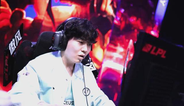 V5血洗JDG，Bin拿下关键大龙焦点之战四强赛，成为赛场最大亮点