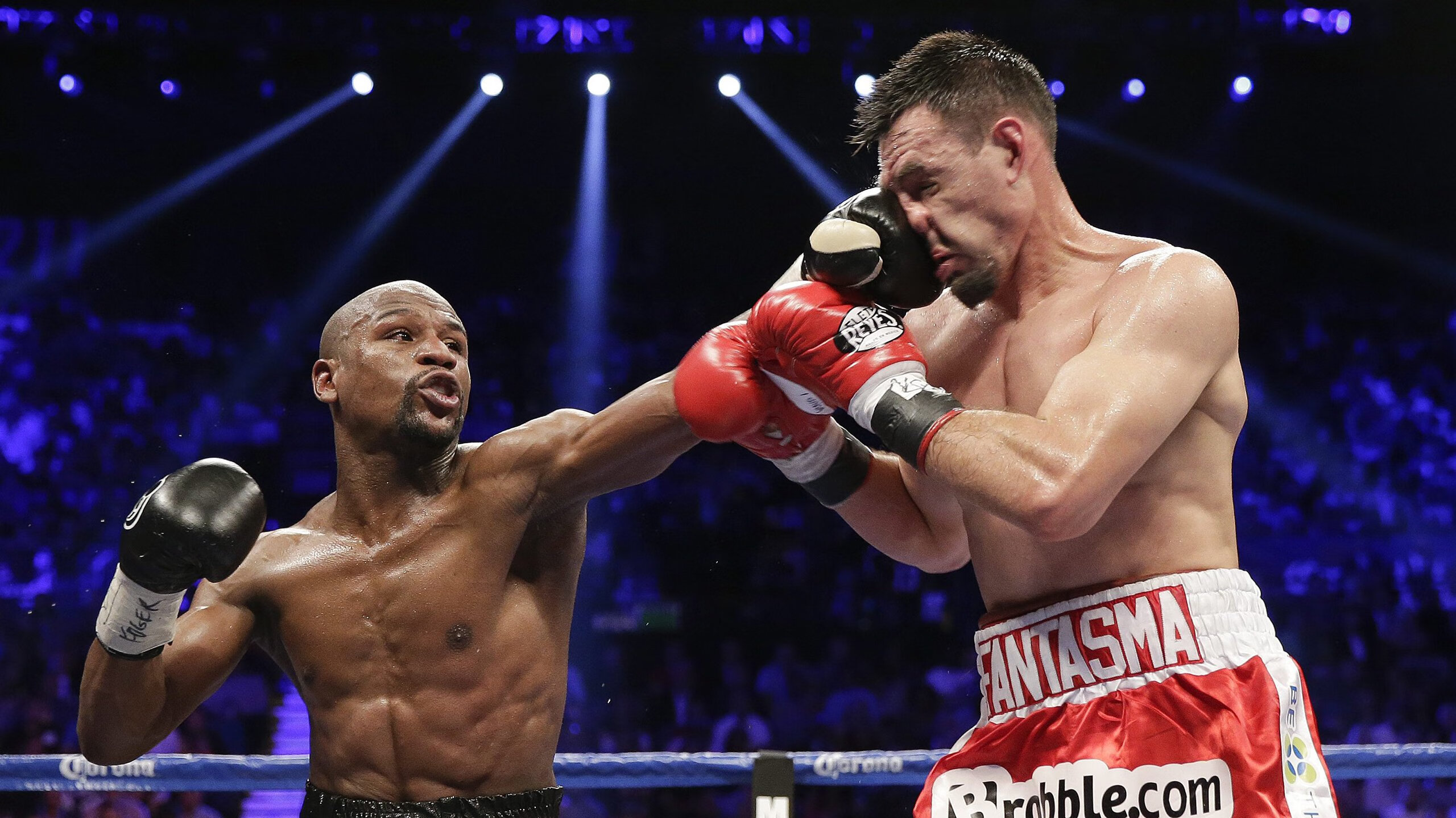 战术与天才的终极博弈，罗马的马里节奏 vs 梅西的无解进攻