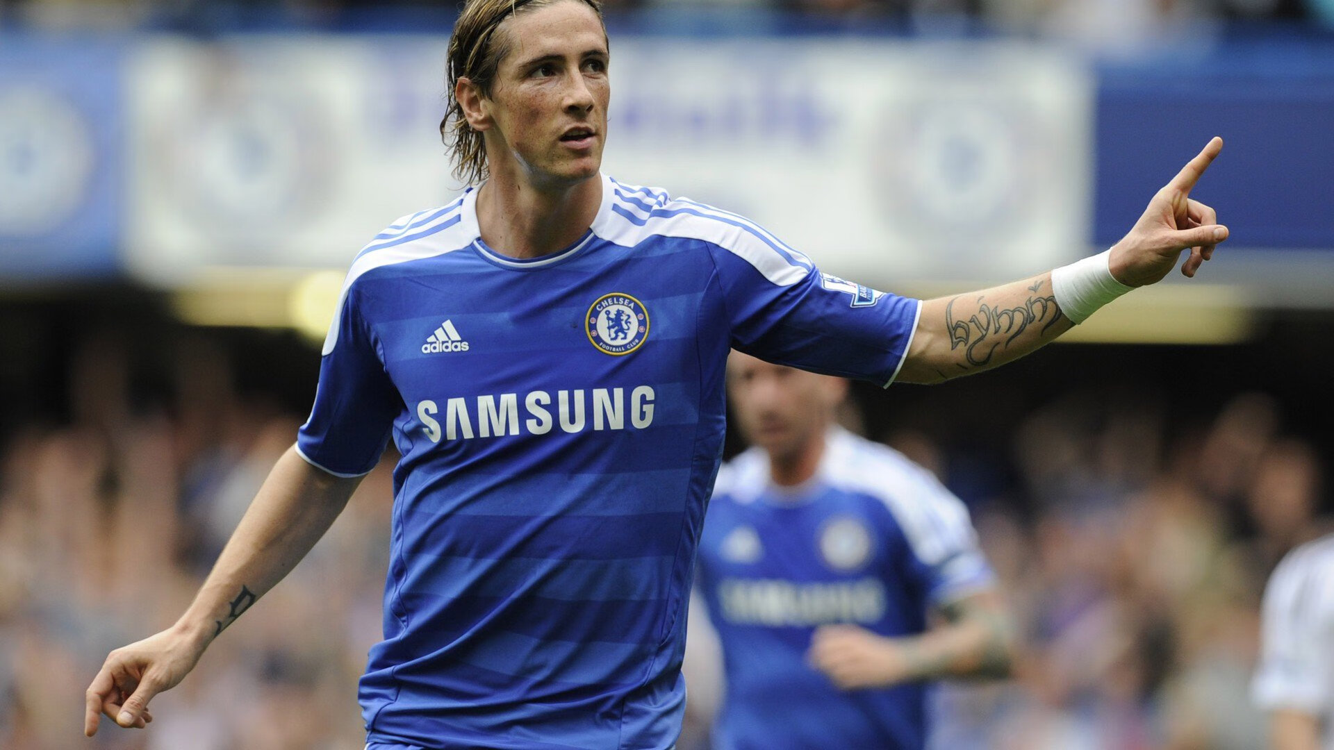 开云体育下载-铁腰鹰隼，基米希一肩挑起高卢雄鸡的逆转脊梁